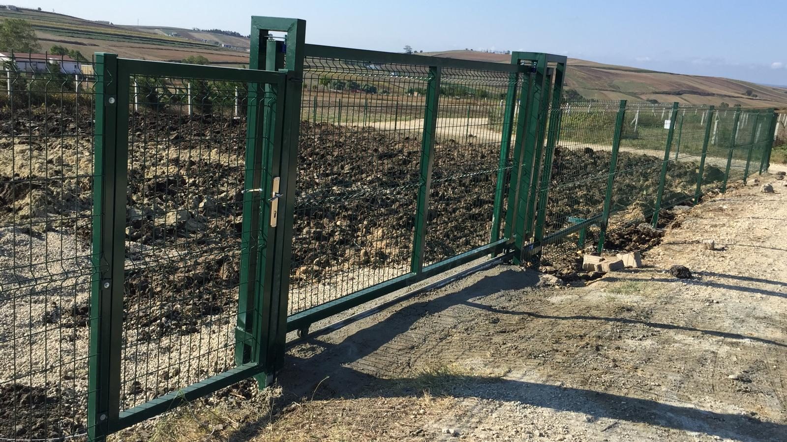 a900ca75-4848-421d-ac14-a0081918e2df