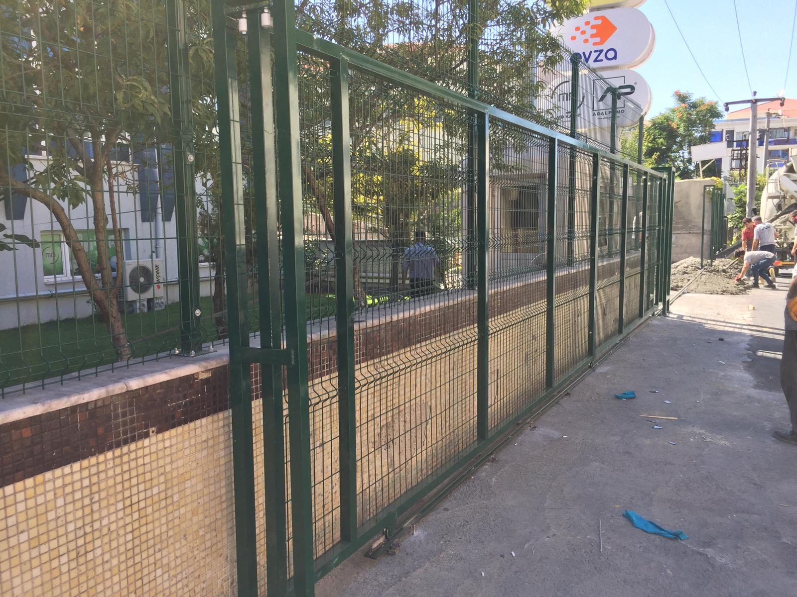 71692f9f-8b8a-4de0-8bf2-d30370cc44c7