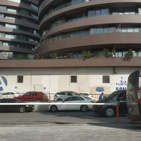 a7a2ccfe-b479-499a-8dcb-98b50ef8288f