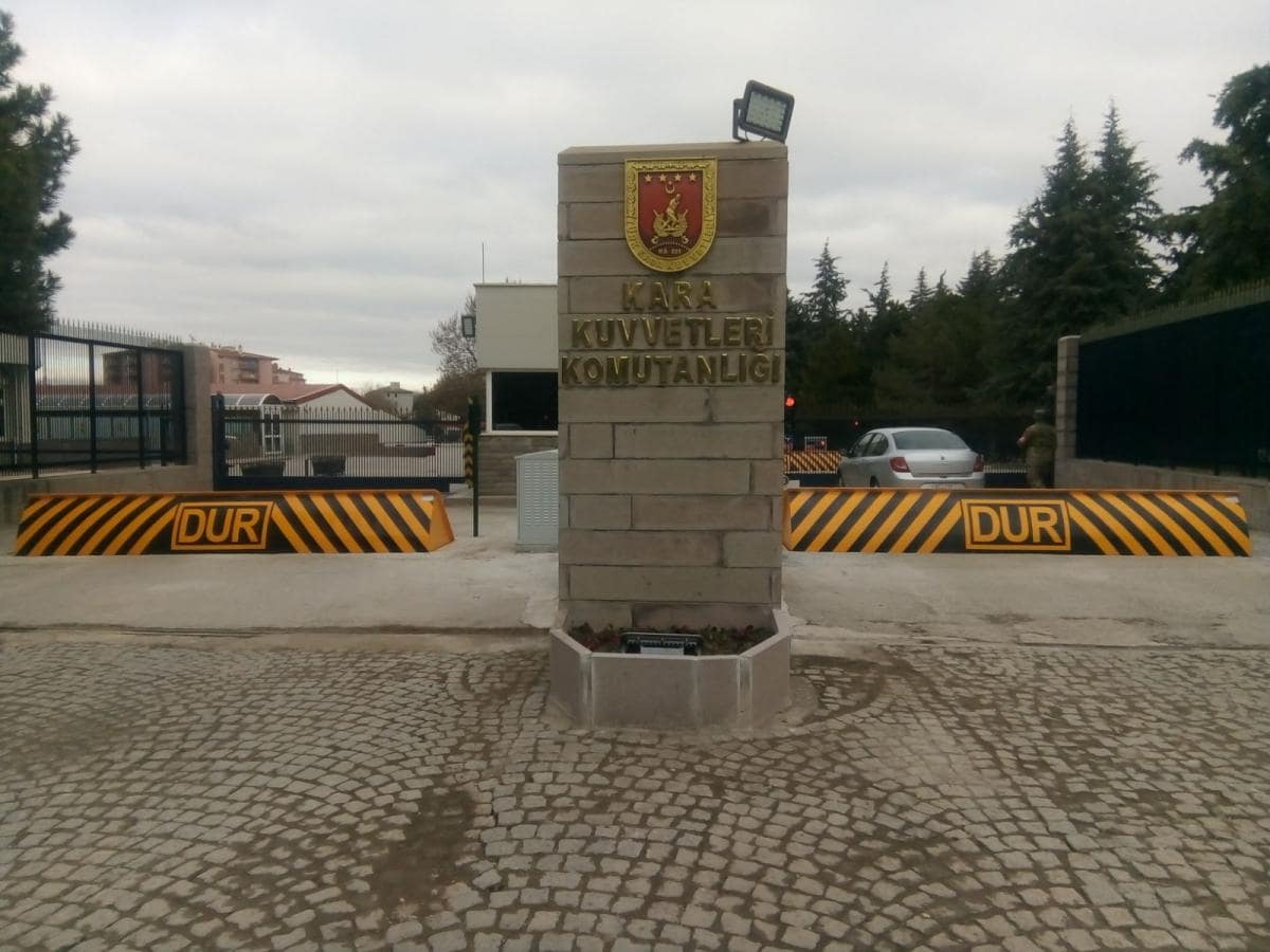 Kara Kuvvetleri Komutanlığı