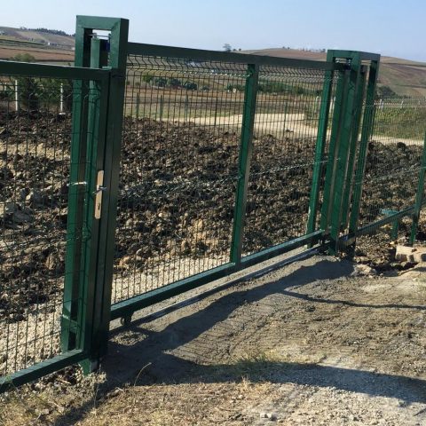 a900ca75-4848-421d-ac14-a0081918e2df